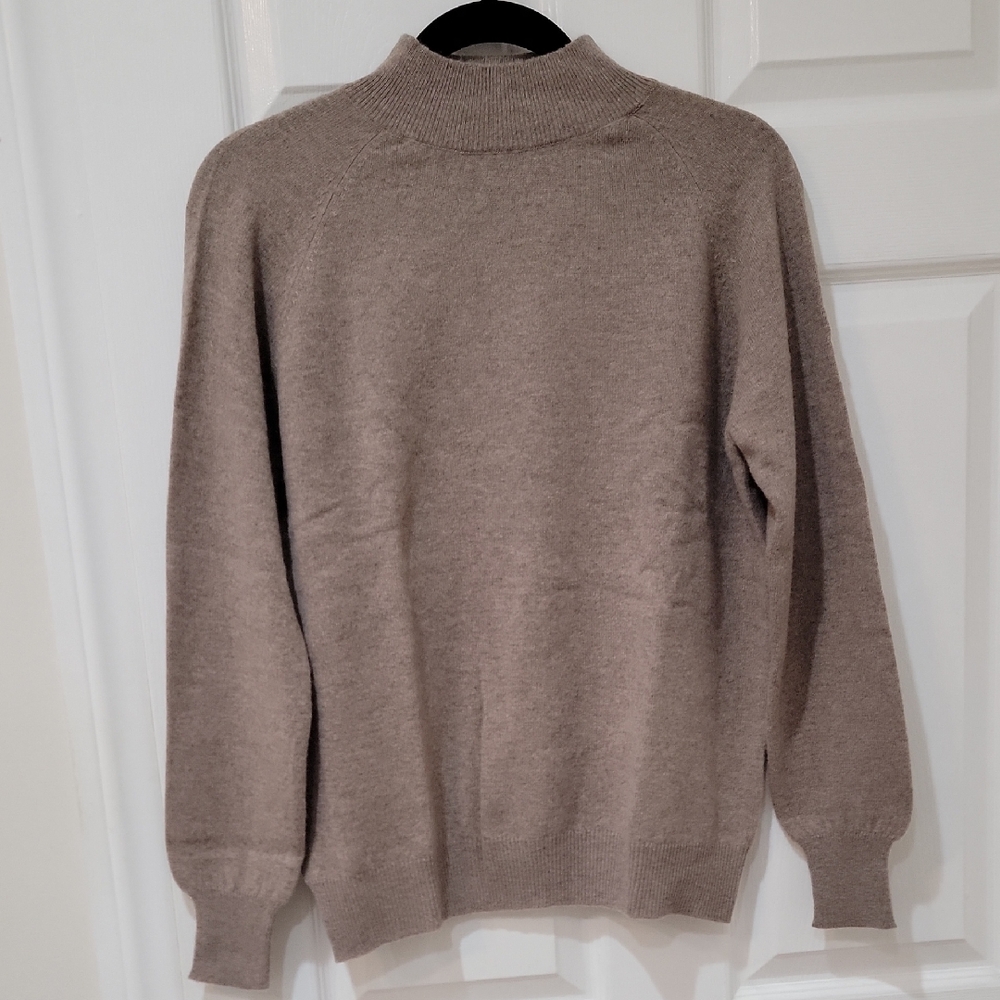 Women's Tan Sweater